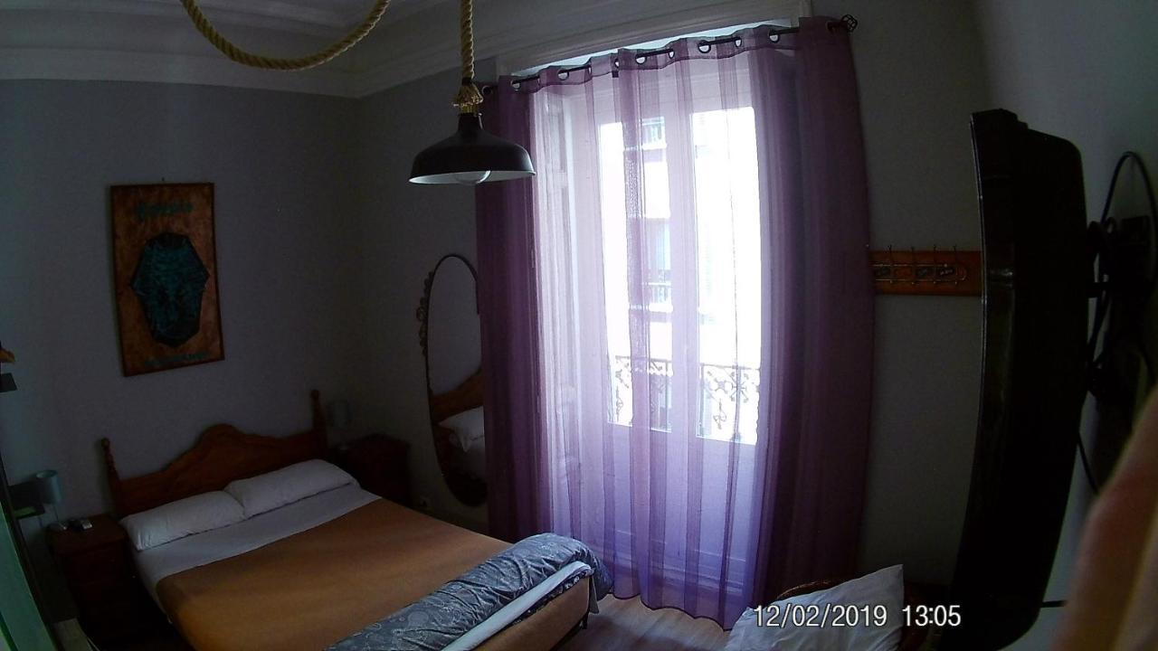Hostal Hispalense Madrid Exterior photo